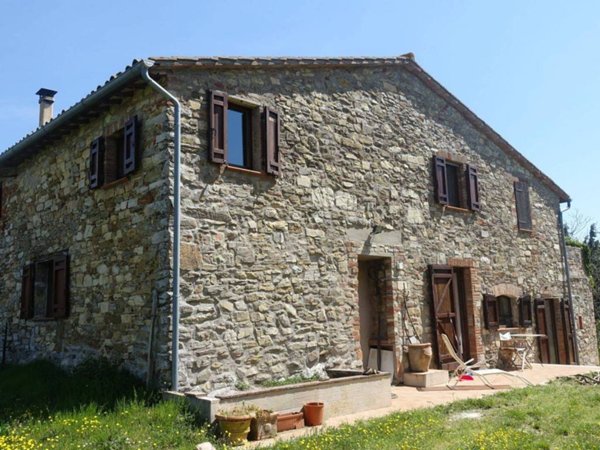 casa indipendente in vendita a San Venanzo