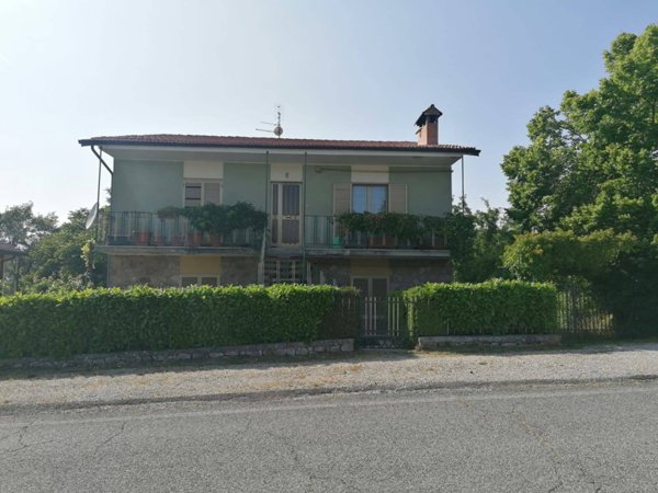 casa indipendente in vendita a San Venanzo in zona Ospedaletto