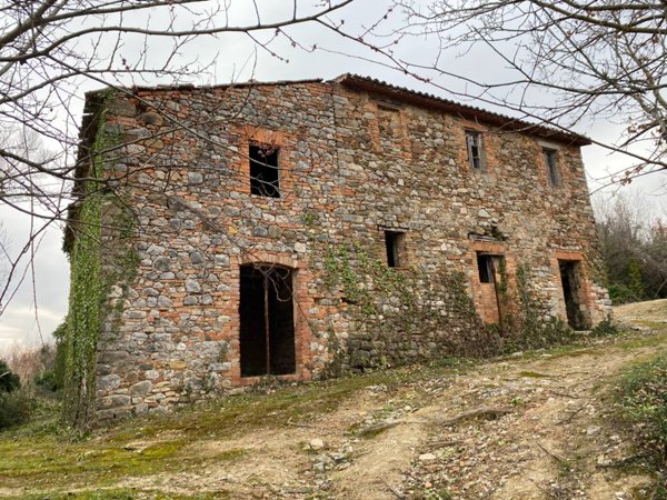 casale in vendita a San Venanzo in zona Ripalvella