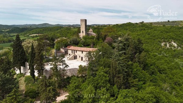 casa indipendente in vendita a San Venanzo