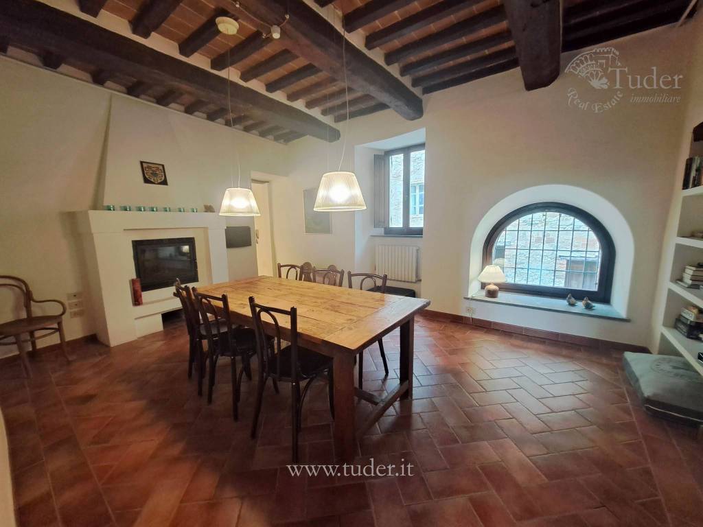 casa indipendente in vendita a San Venanzo in zona Collelungo