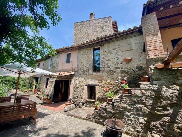 casale in vendita a San Venanzo in zona San Vito in Monte