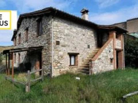 casa indipendente in vendita a San Venanzo