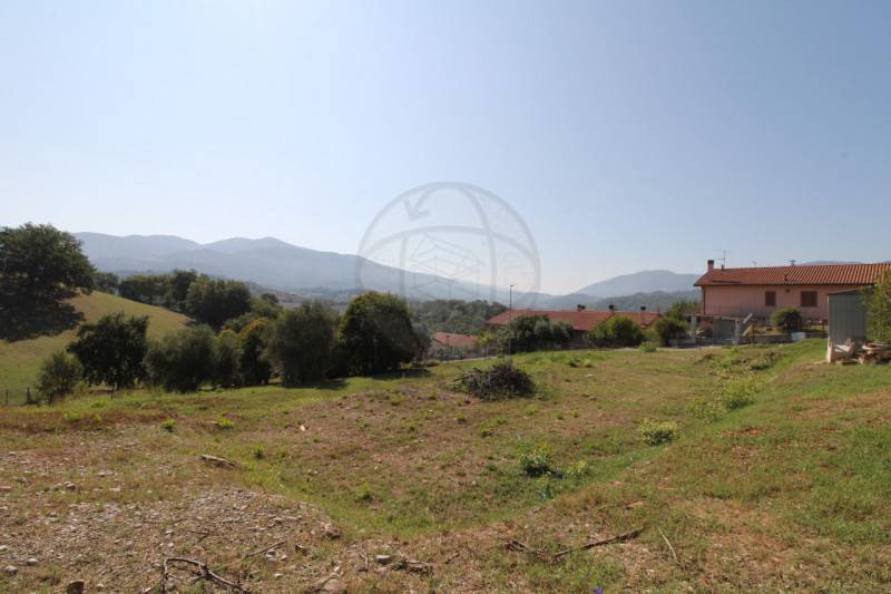 terreno edificabile in vendita a Stroncone