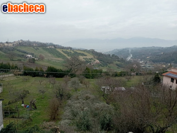 casa indipendente in vendita a Stroncone