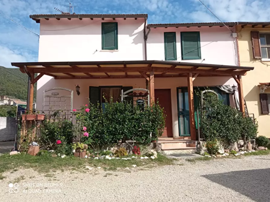 casa semindipendente in vendita a Stroncone