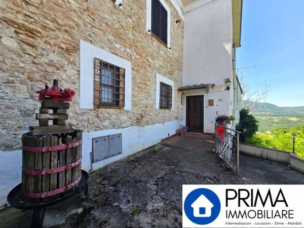 casa indipendente in vendita a Stroncone in zona Coppe