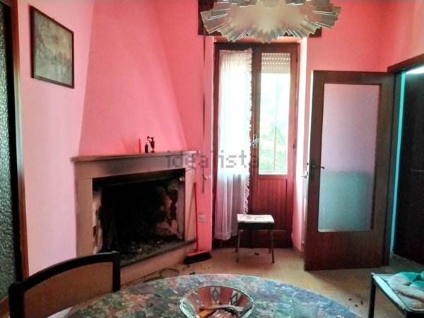 casa indipendente in vendita a Stroncone