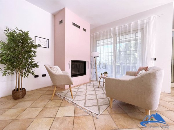 casa indipendente in vendita a Stroncone