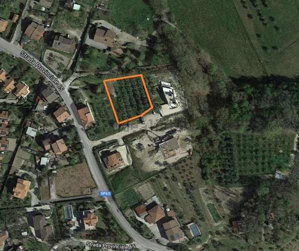 casa indipendente in vendita a Stroncone