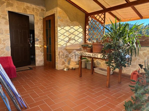 appartamento in vendita a Stroncone