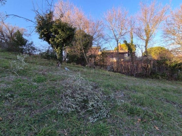 terreno agricolo in vendita a Stroncone