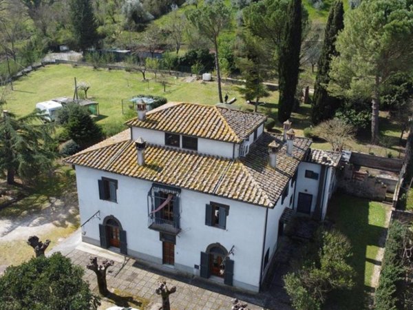 casa indipendente in vendita a Stroncone