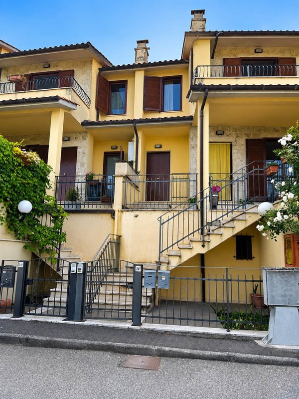 appartamento in vendita a Stroncone
