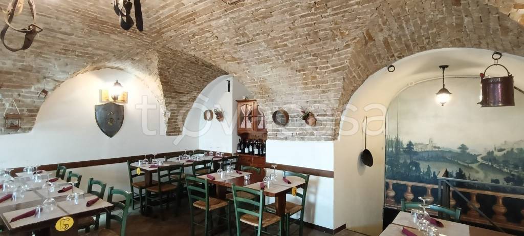 negozio in vendita a Stroncone