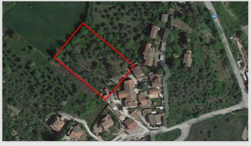 terreno in vendita a Stroncone