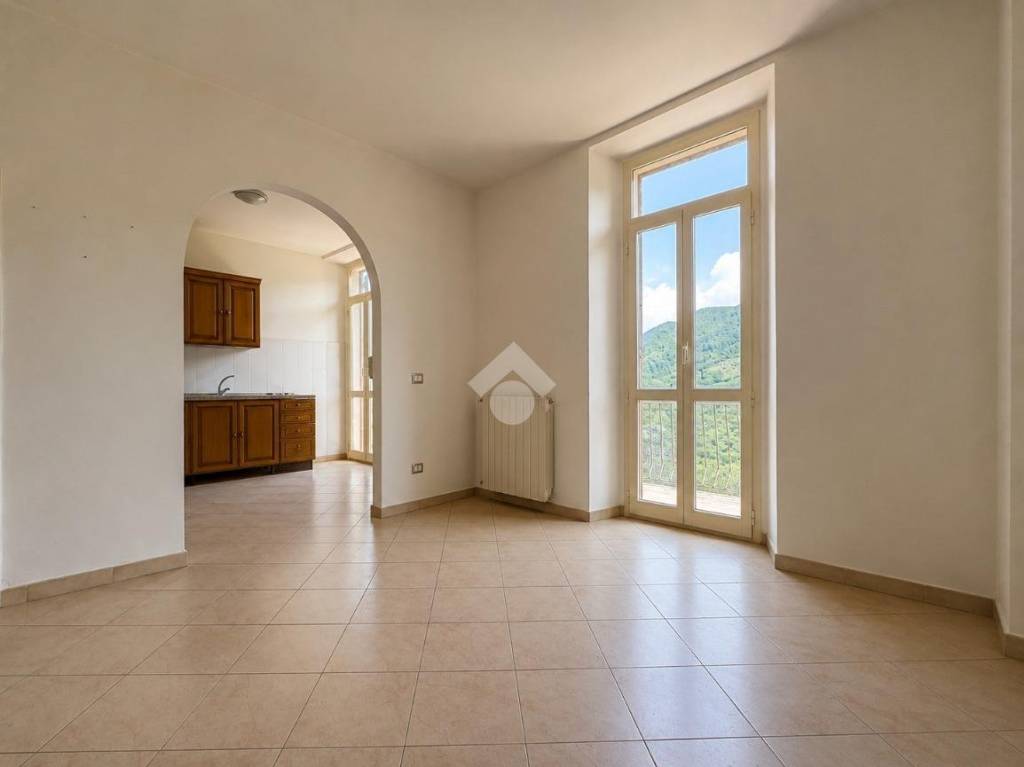 casa indipendente in vendita a Stroncone