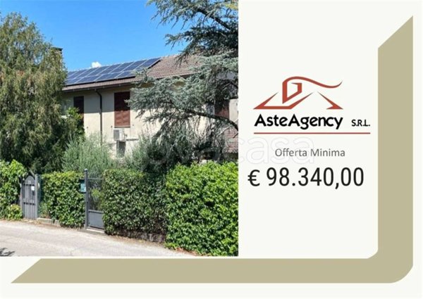 casa indipendente in vendita a Stroncone