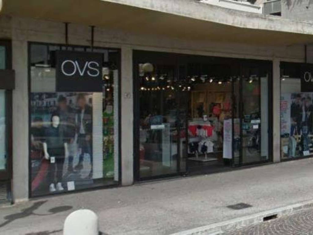negozio in vendita a Terni in zona Centro Città