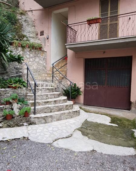 appartamento in vendita a Terni in zona Torreorsina