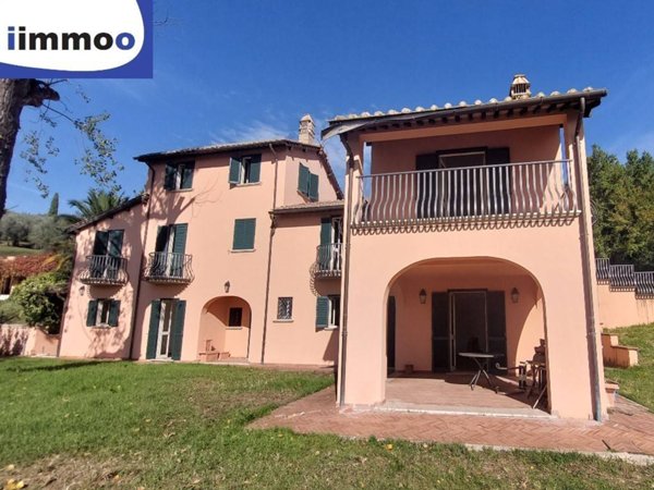 casa indipendente in vendita a Terni in zona Piedimonte