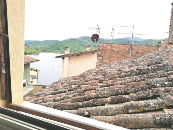 appartamento in vendita a Terni in zona Piediluco