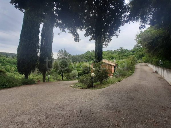 casa indipendente in vendita a Terni in zona Collestatte