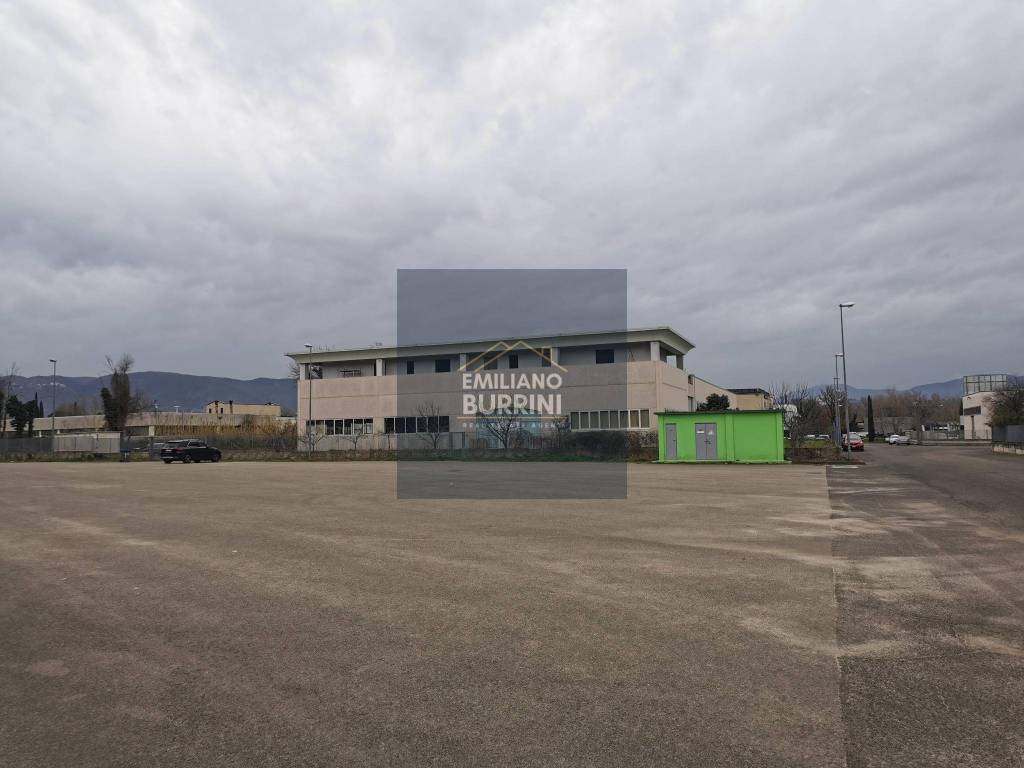 negozio in vendita a Terni