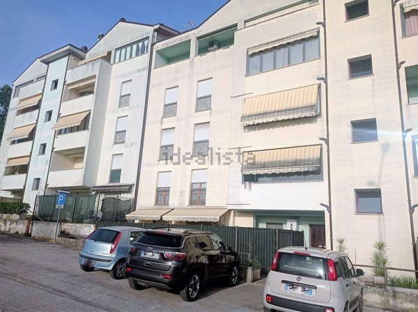 appartamento in vendita a Terni in zona Rivo