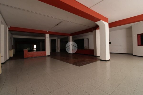 locale di sgombero in vendita a Terni