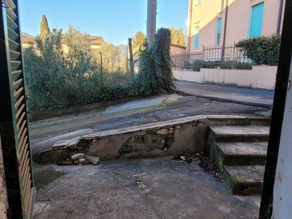 casa indipendente in vendita a Terni