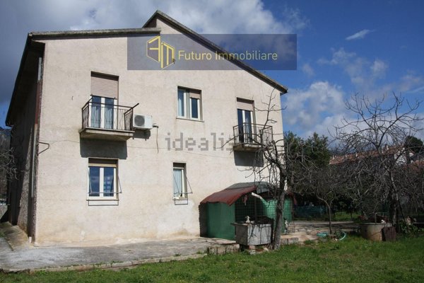 casa indipendente in vendita a Terni in zona Gabelletta