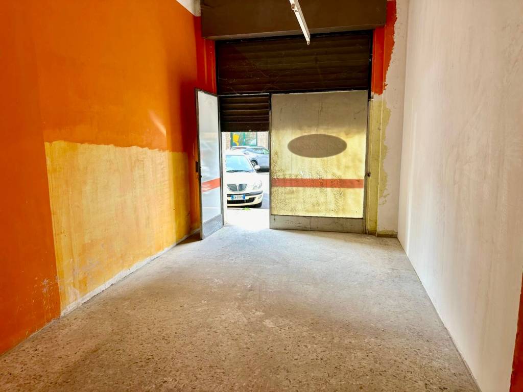 negozio in vendita a Terni in zona Centro Città