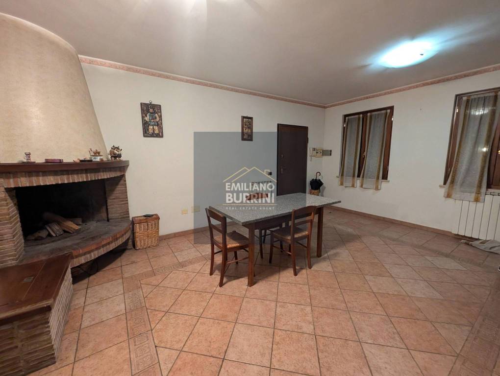 appartamento in vendita a Terni in zona Papigno