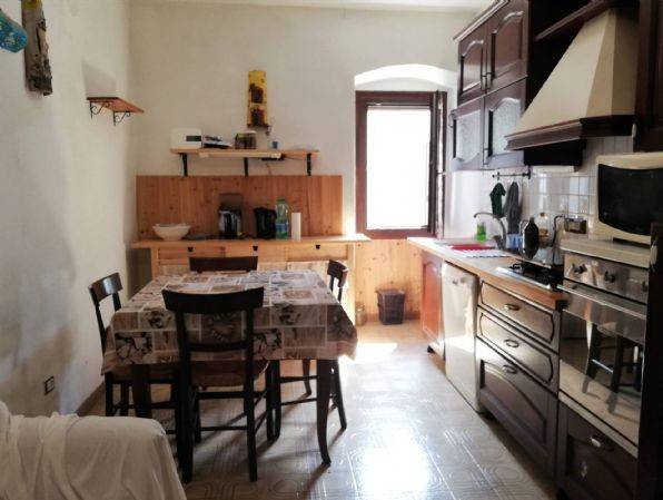 appartamento in vendita a Terni in zona Collescipoli