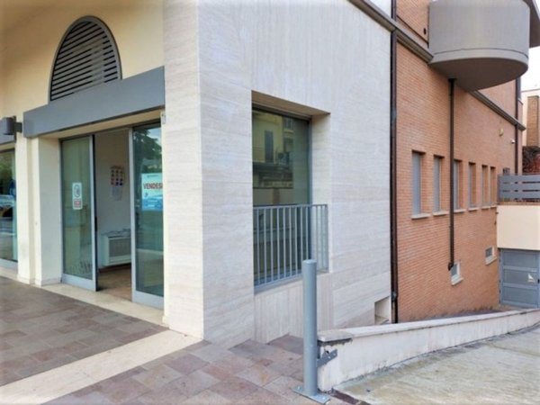 ufficio in vendita a Terni in zona Centro Città