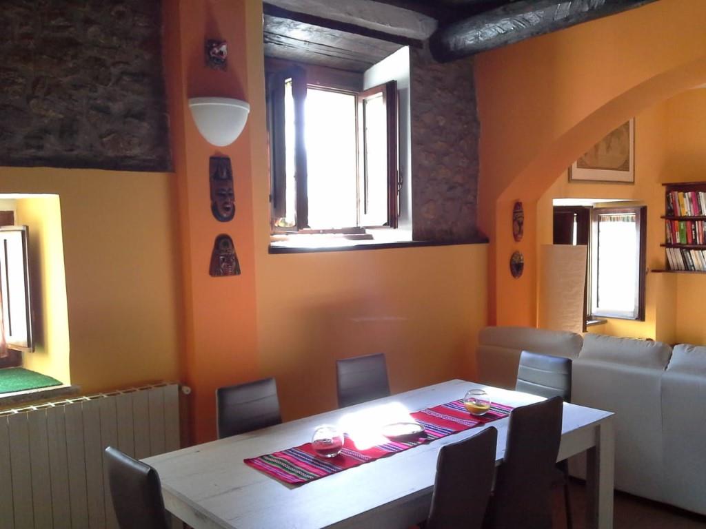 casa indipendente in vendita a Terni in zona Collestatte