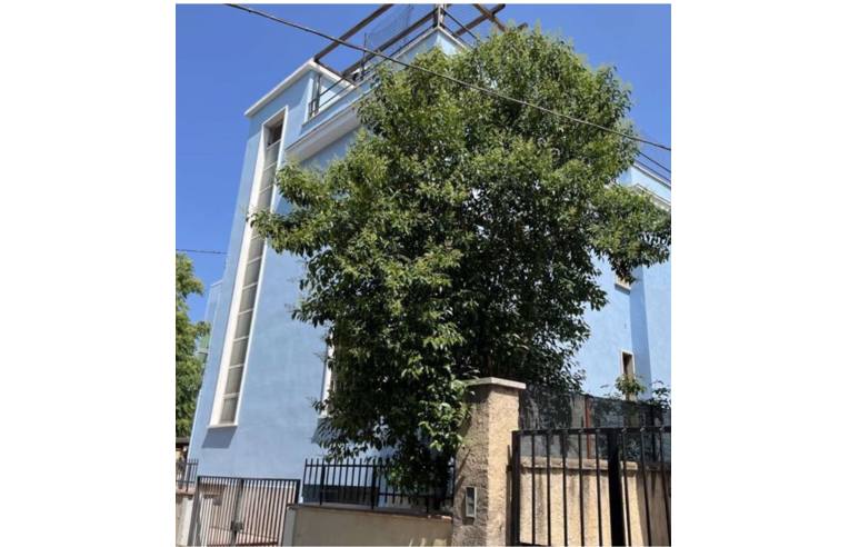 casa indipendente in vendita a Terni in zona Centro Città