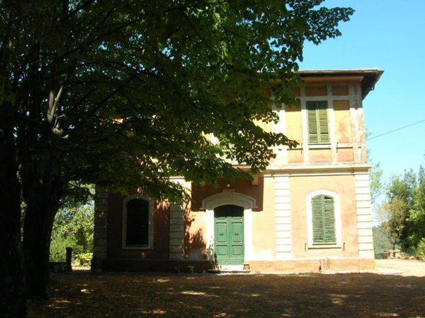 casa indipendente in vendita a Terni in zona Marmore