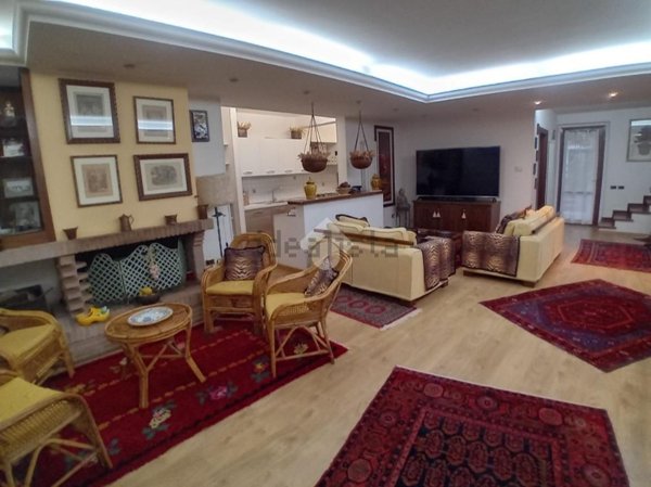 casa indipendente in vendita a Terni in zona Campitello