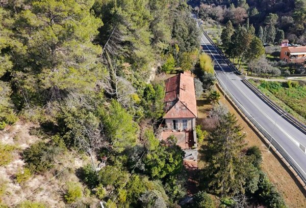 casa indipendente in vendita a Terni