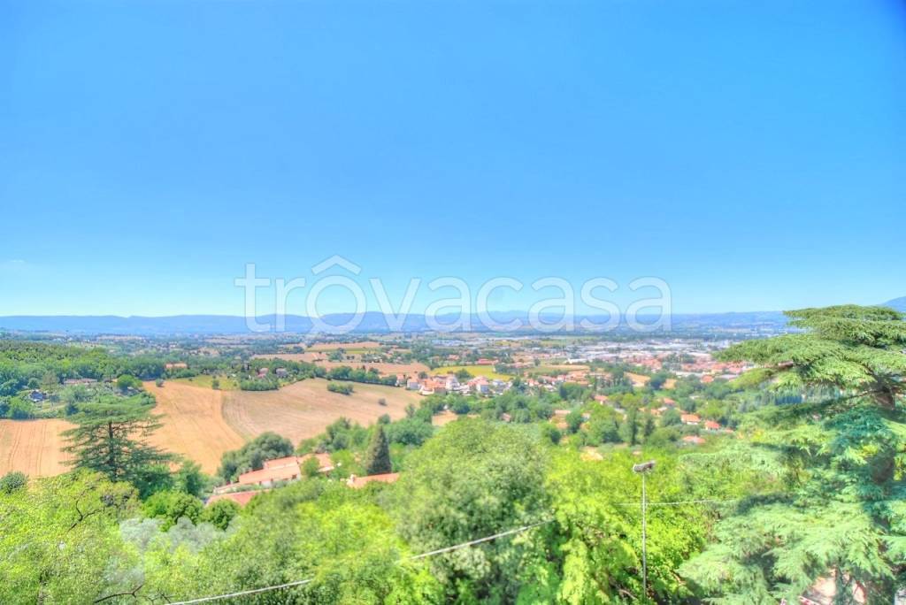 villa in vendita a Terni in zona Collescipoli