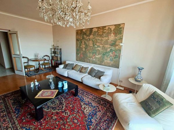 casa indipendente in vendita a Terni