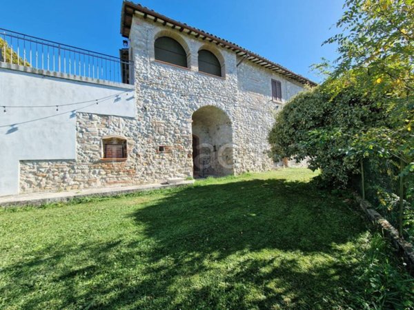 casa indipendente in vendita a Terni in zona Gabelletta
