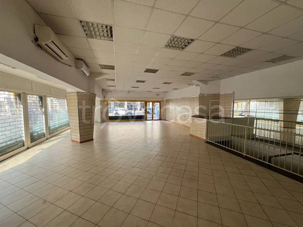 negozio in vendita a Terni in zona Centro Città