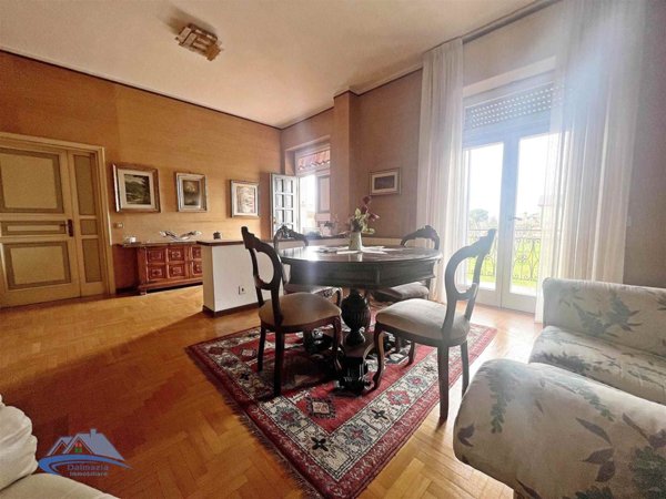 casa semindipendente in vendita a Terni