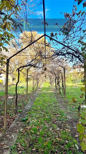 casa indipendente in vendita a Terni