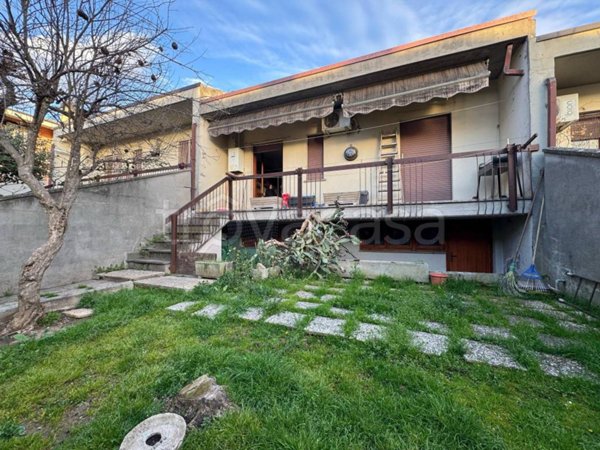 casa indipendente in vendita a Terni in zona Gabelletta
