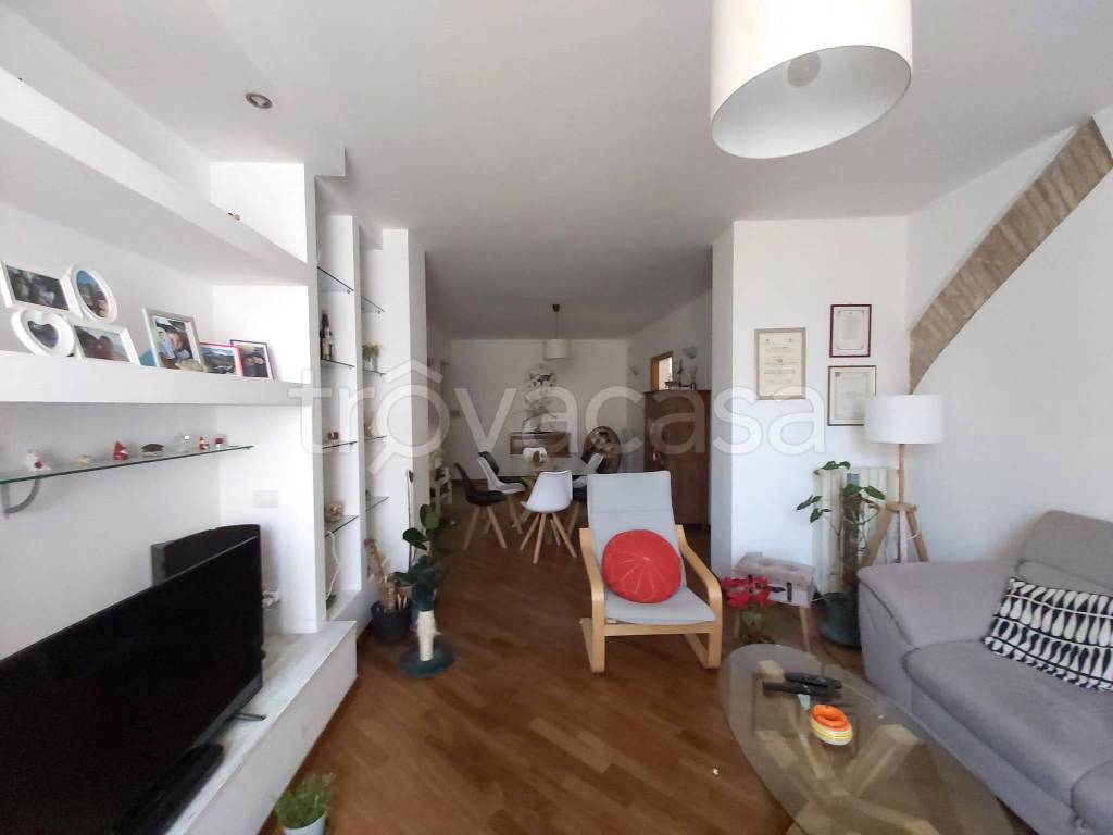 appartamento in vendita a Terni in zona Centro Città