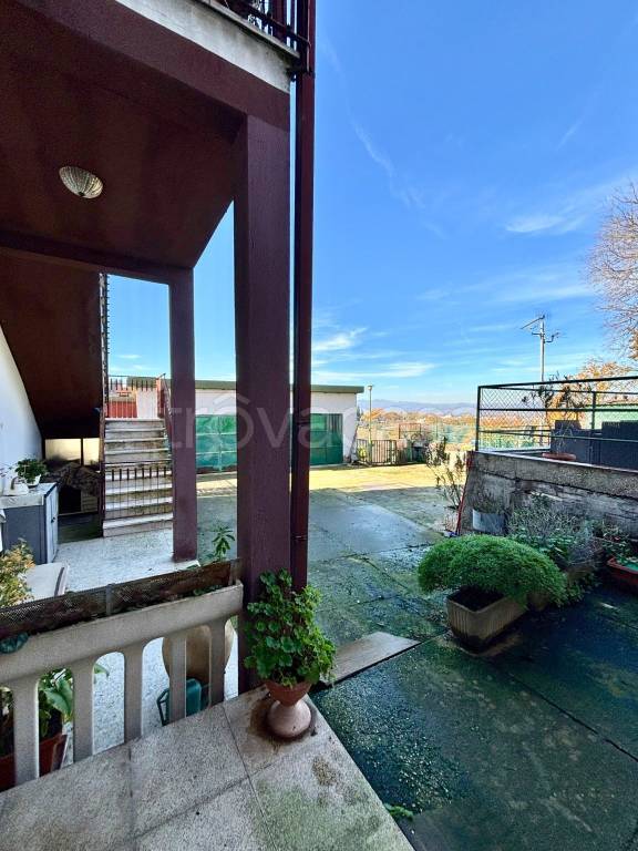 casa indipendente in vendita a Terni in zona Collescipoli